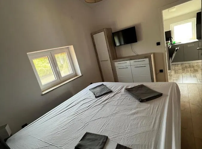 Apartamento Stinjan Pula