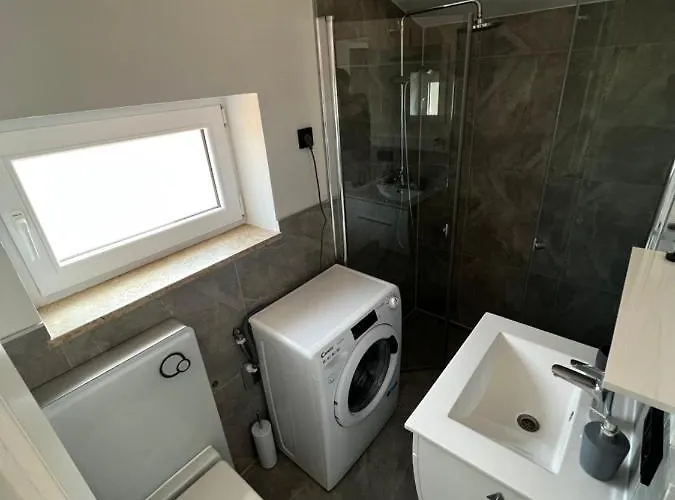 Stinjan *